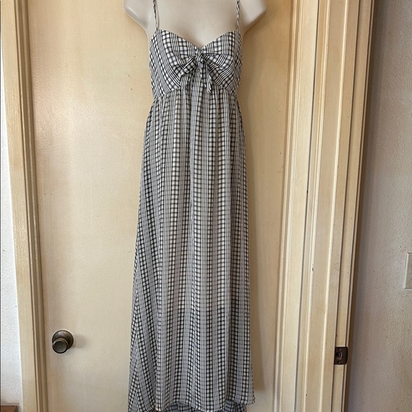 Calvin Klein Dresses & Skirts - Calvin Klein Black and White Plaid Maxi Dress size 0